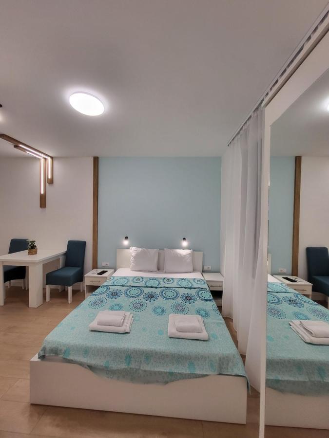 Harmony Suites Sajmiste Esterno foto